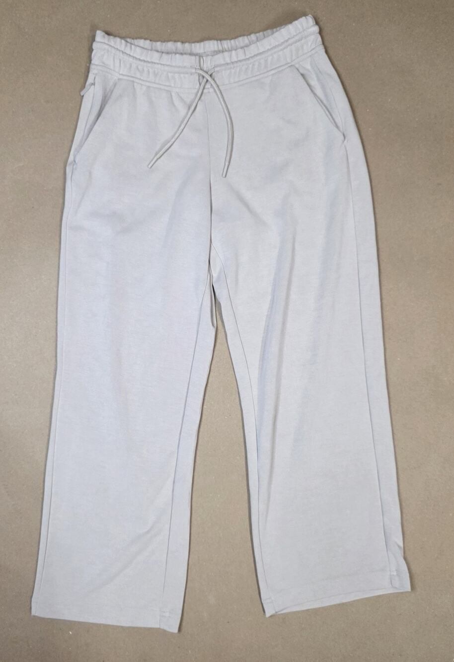 Athleta Pant Womens XS Beige Ivory Seasoft Mid Rise Straight Leg athleisure soft